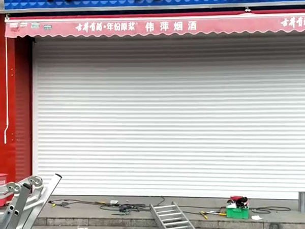 电动抗风卷帘门