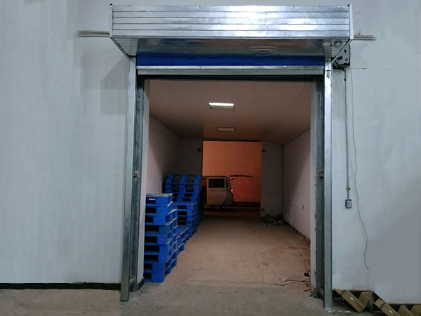 电动无极布防火卷帘门