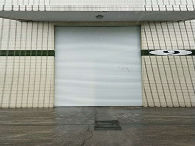 电动抗风卷帘门