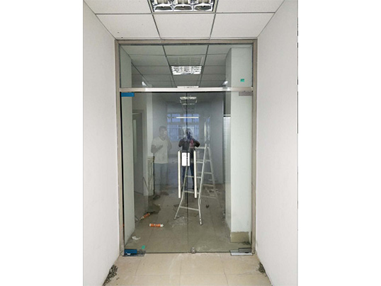 电动玻璃感应门