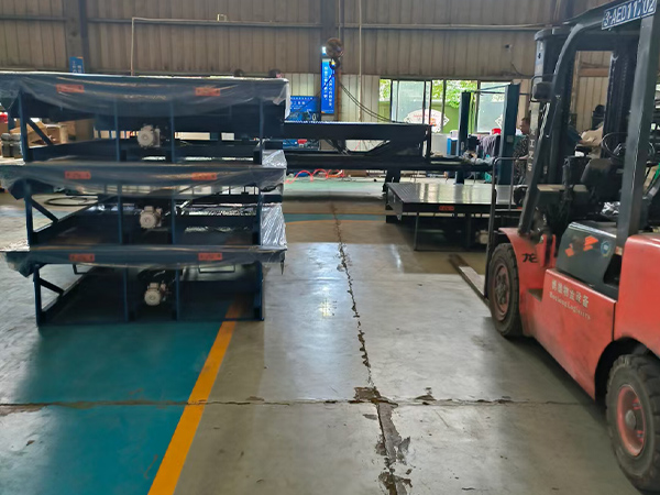 电动液压卸货平台