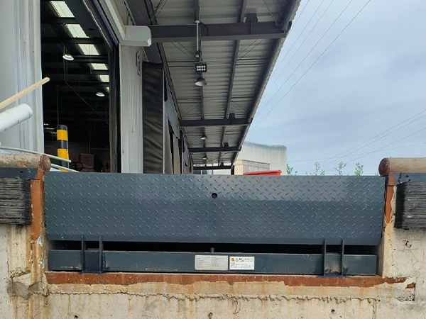 电动液压卸货平台